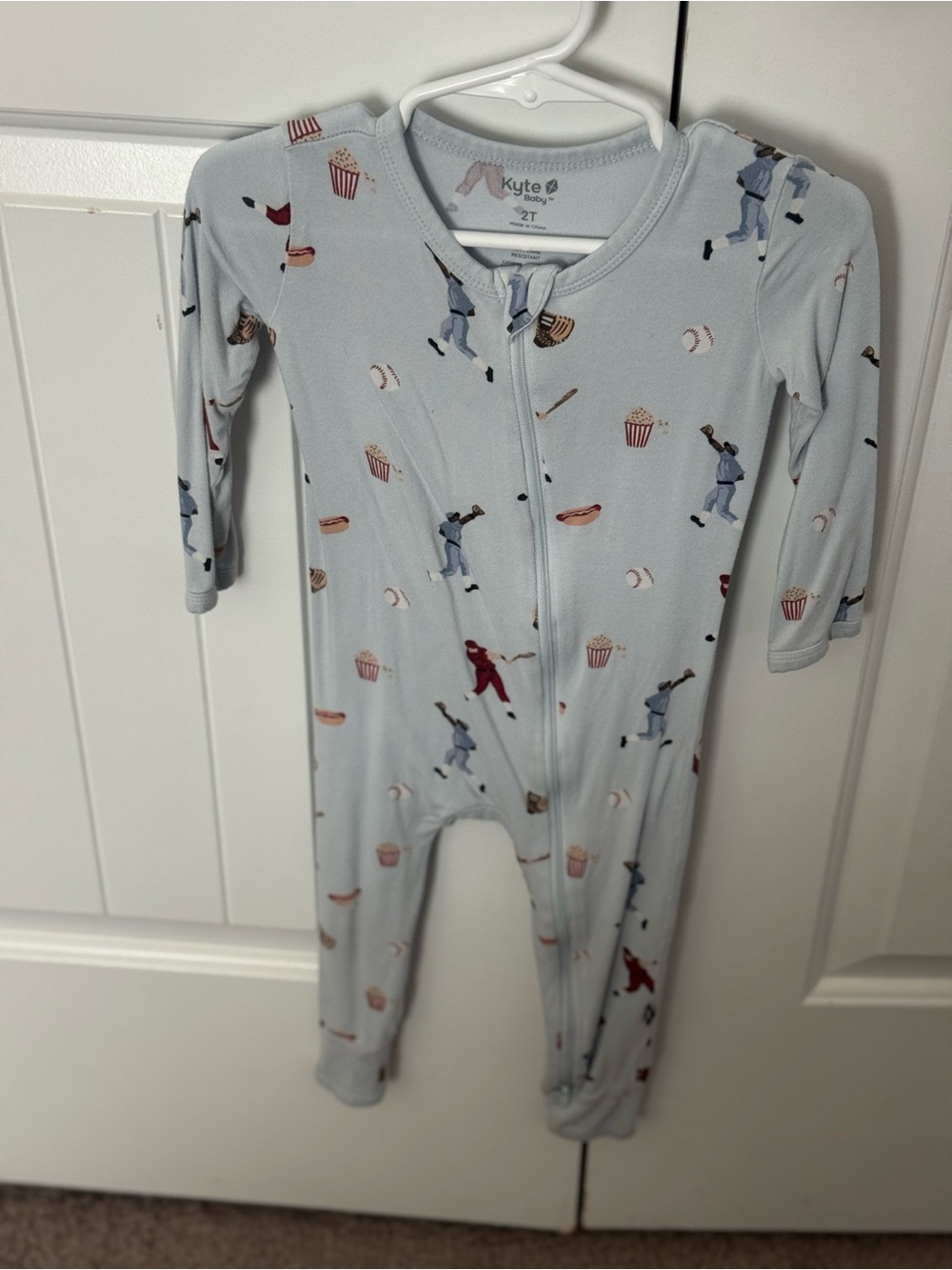 Kyte Baby 2T Bamboo Zipper Pajamas Baseball Sports Print 2T